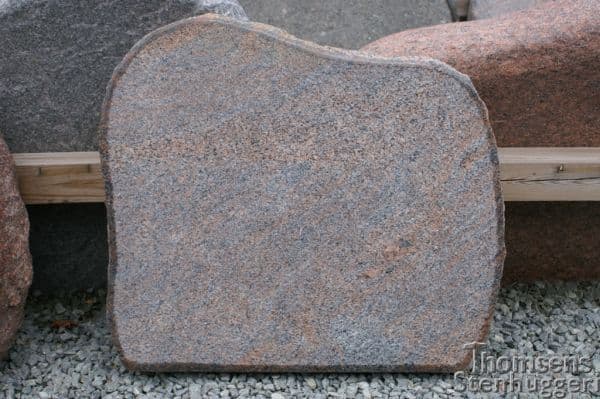 Mindesten 9
